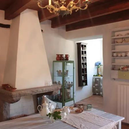 Bed and Breakfast Il Lupo Rosso Santu Lussurgiu