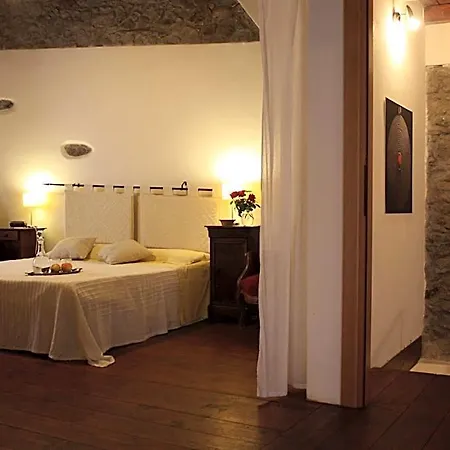 Il Lupo Rosso 4* Santu Lussurgiu